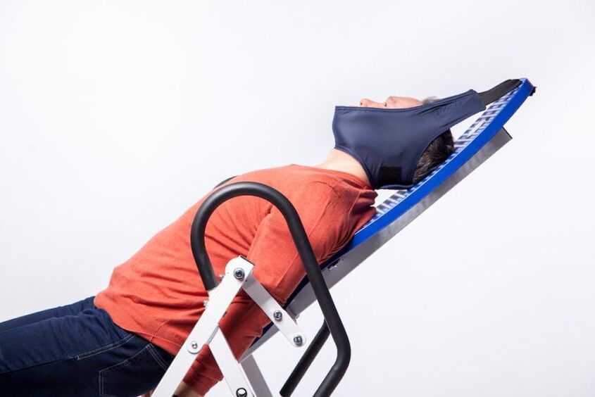 Terapia de tracción para la osteocondrosis cervical.